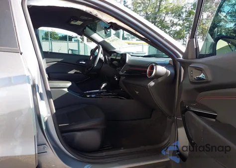 2025 Chevrolet Trax Fwd 2Rs из США, поврежденный, VIN KL77LJEP5SC137838